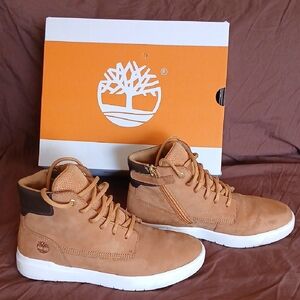 Seneca Bay 6" Side Zip Nubuck Sneaker Boots